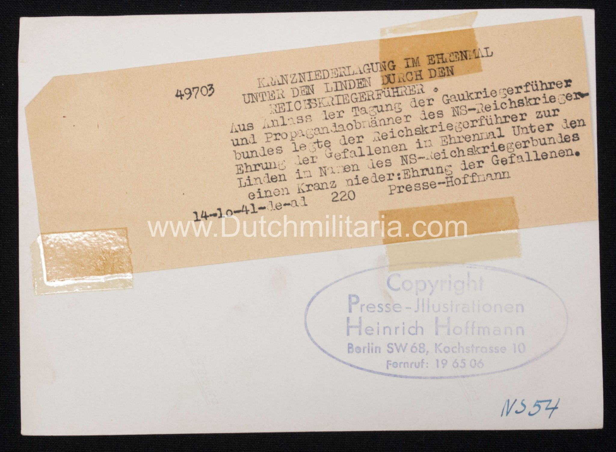 (Pressphoto) Kranzniederlagung im Ehrenmal Unter der Linden durch den Riechskriegerführer (1941) - Image 8