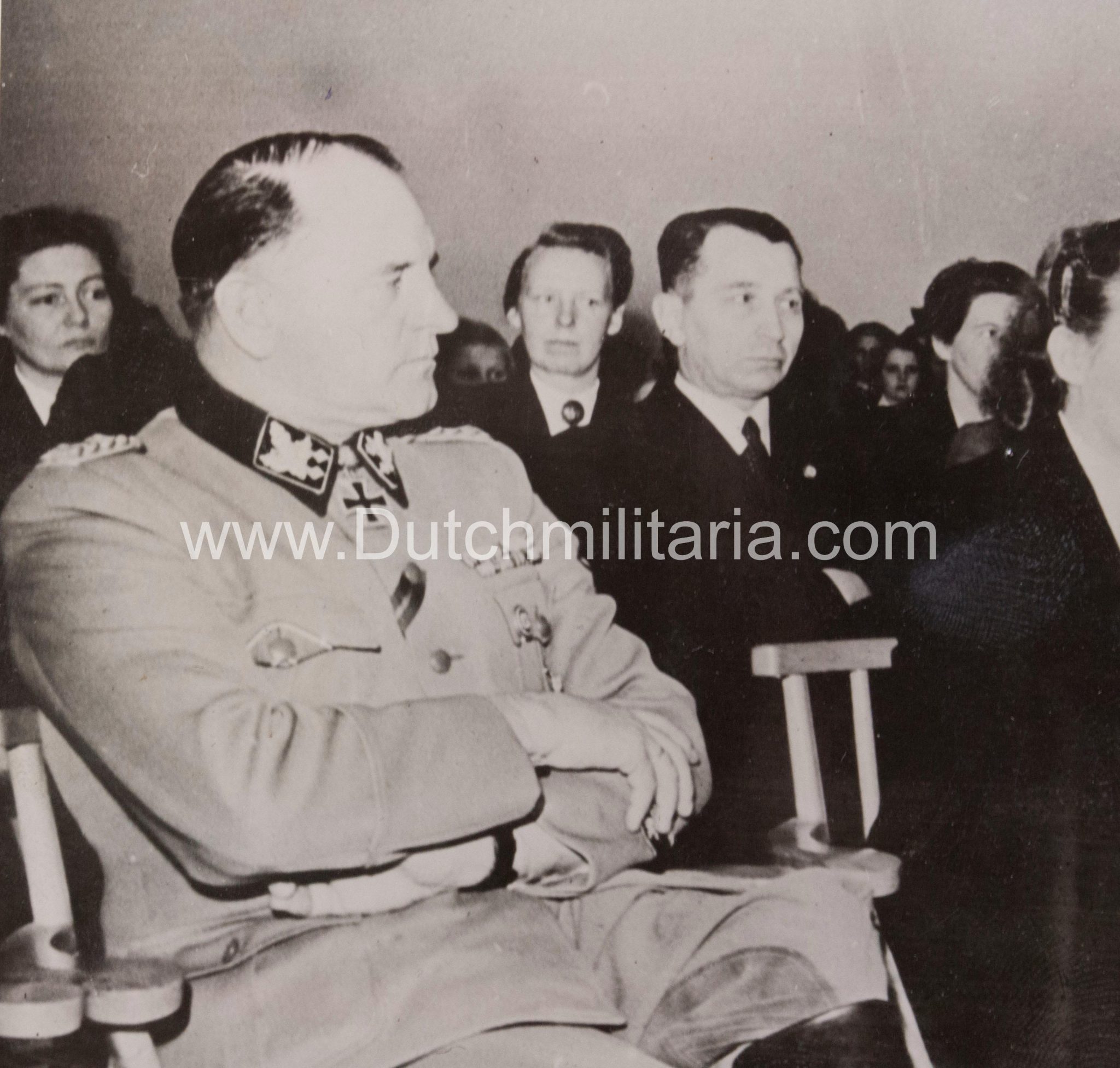 (Pressphoto) Reichsführer SS Himmler + SS-Obergruppenführer Sepp Dietrich beim Besuch der Reichsschulen für Jungen und Mädel in den Niederlanden (1944) - Extremely rare - Image 11
