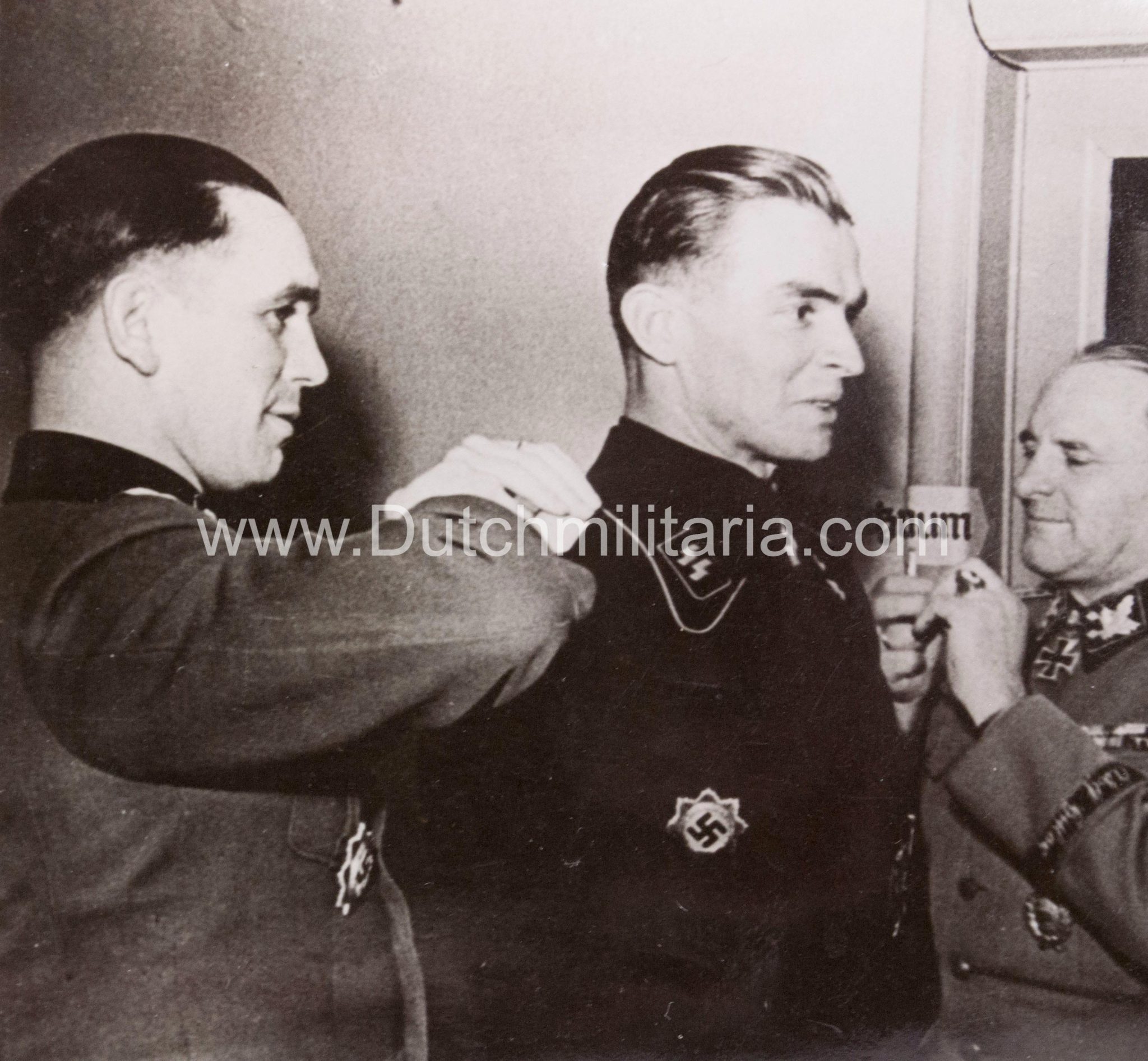 (Pressphoto) Reichsführer SS Himmler + SS-Obergruppenführer Sepp Dietrich in den Niederlanden (1944) - Hoffmann Photo. - Extremely rare