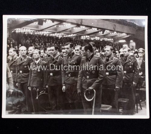 (Pressphoto) SS-men Uberreichung Ritterkreuz Erntedanktag 1943