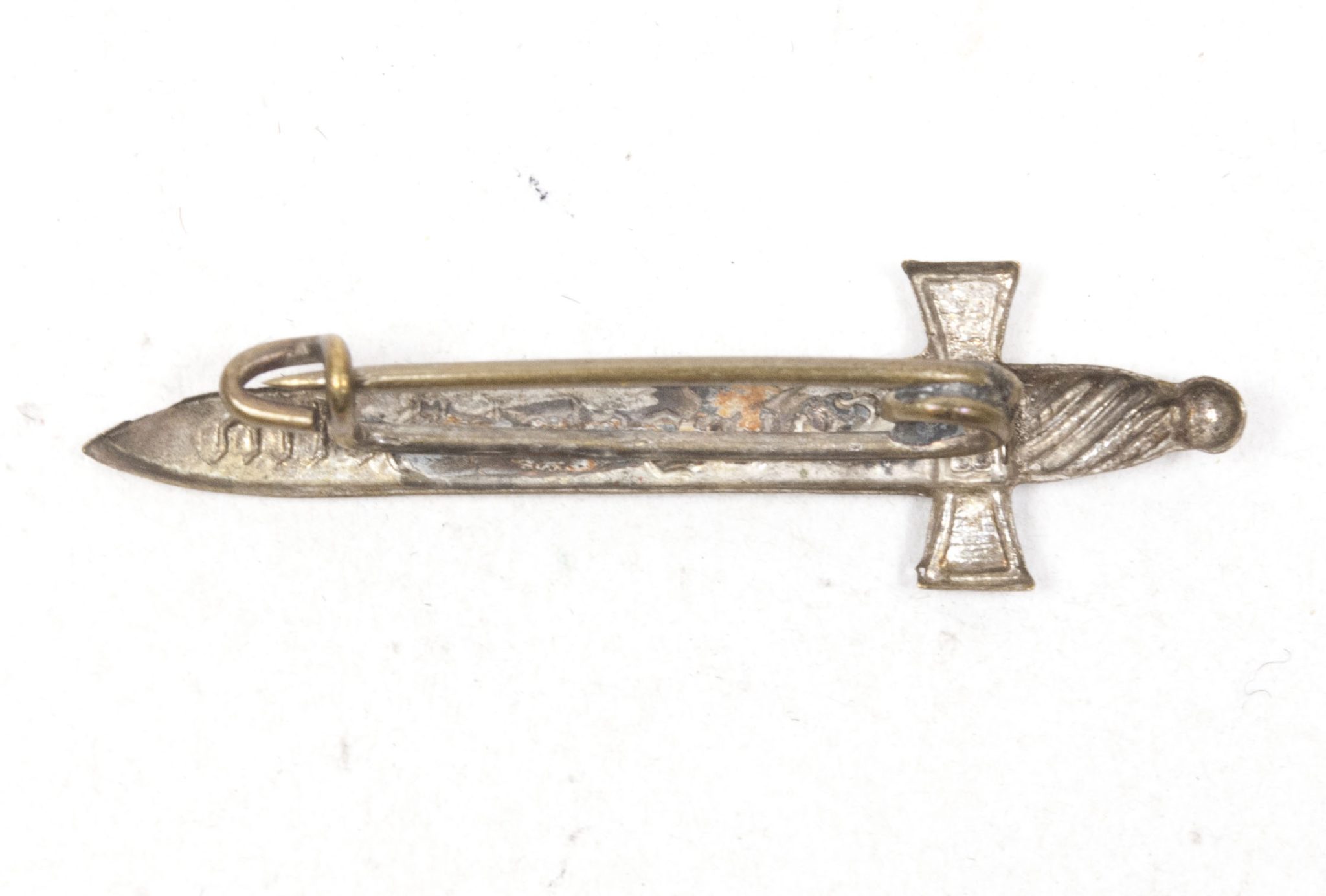 Stahlhelmbund – Jungstahlhelm memberbadge (hollow variation) (2) Stahlhelmbund – Jungstahlhelm memberbadge (hollow variation)