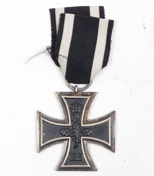 WWI Iron Cross second Class (EK2) Eisernes Kreuz zweite Klasse (Maker “B-W)
