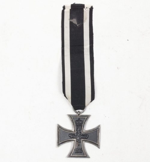 WWI Iron Cross second Class (EK2) Eisernes Kreuz zweite Klasse (Maker “R)