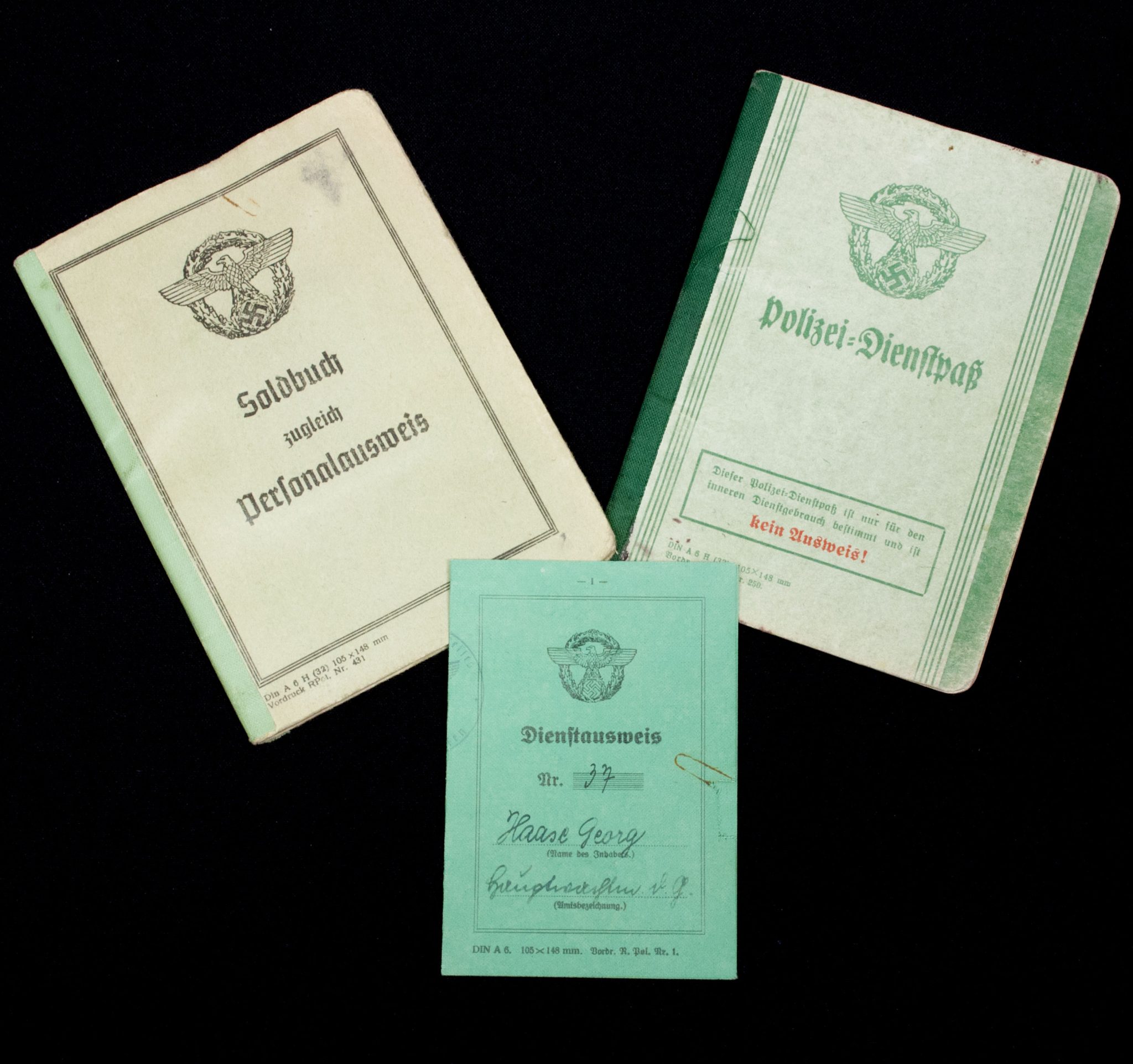 WWII German Polizei SoldbuchDienstpassDienstausweis group