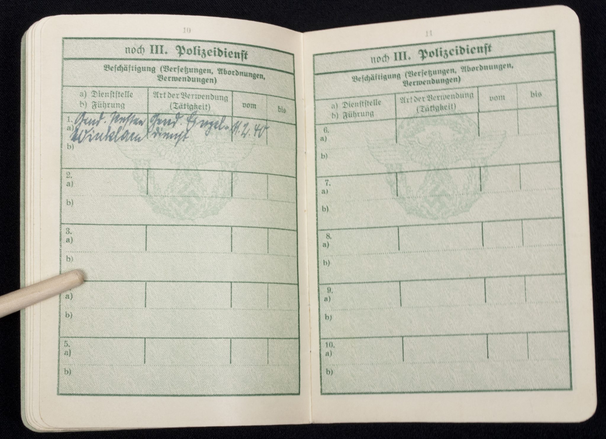 WWII German Polizei Soldbuch/Dienstpass/Dienstausweis group - Image 26