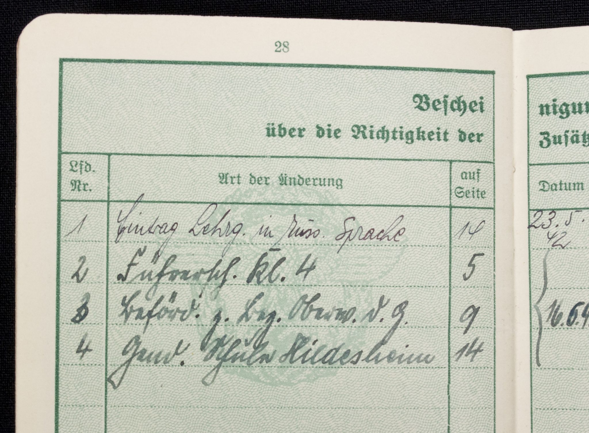 WWII German Polizei Soldbuch/Dienstpass/Dienstausweis group - Image 35