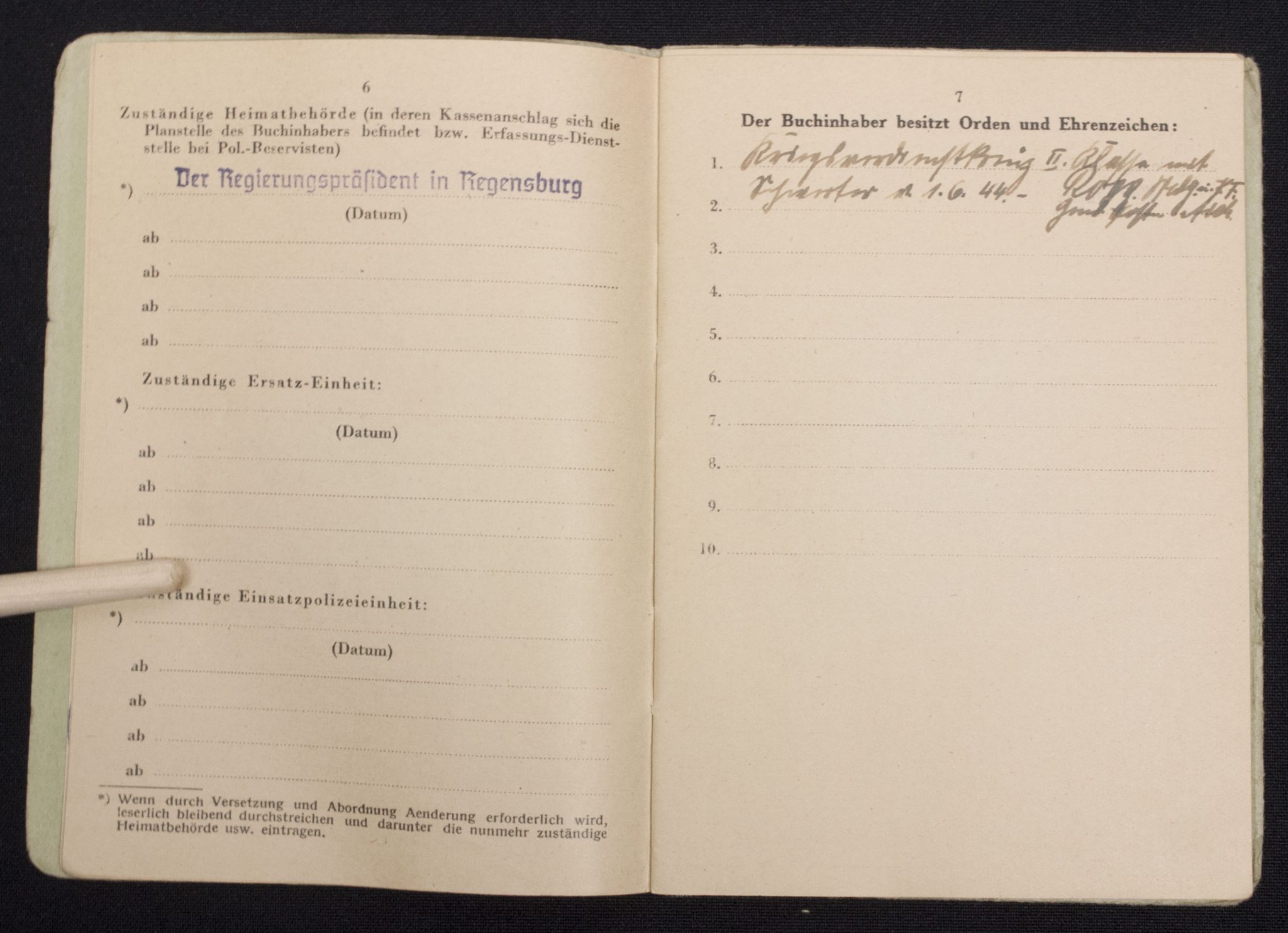 WWII German Polizei SoldbuchDienstpassDienstausweis group