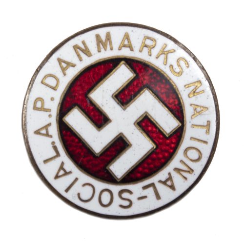 (Denmark) DNSAP Danske i udlandet badge - VERY RARE