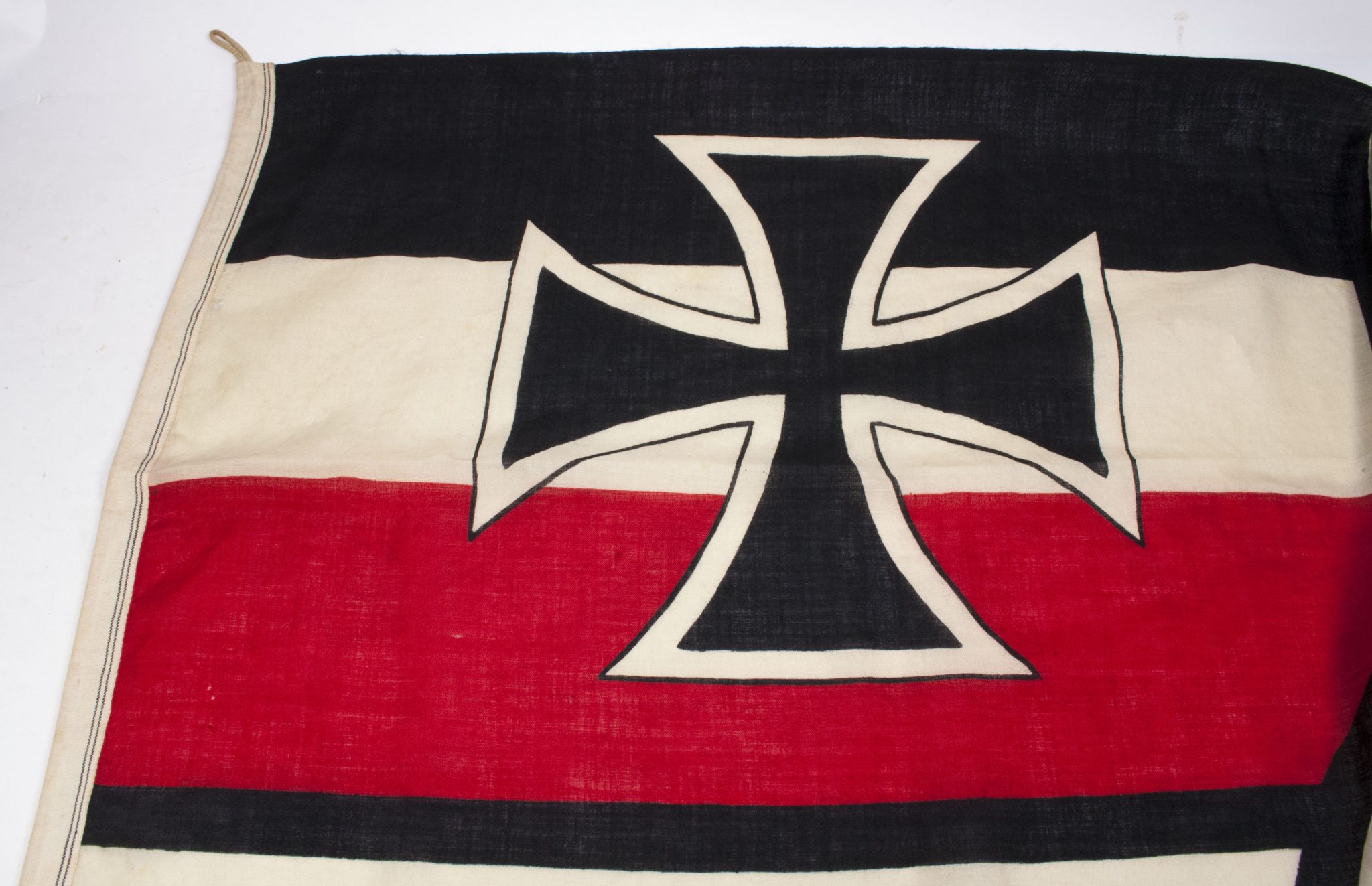 German Imperial Kriegsfahne (218×145 cm) (3) German Imperial "Kriegsfahne" (218x145 cm)
