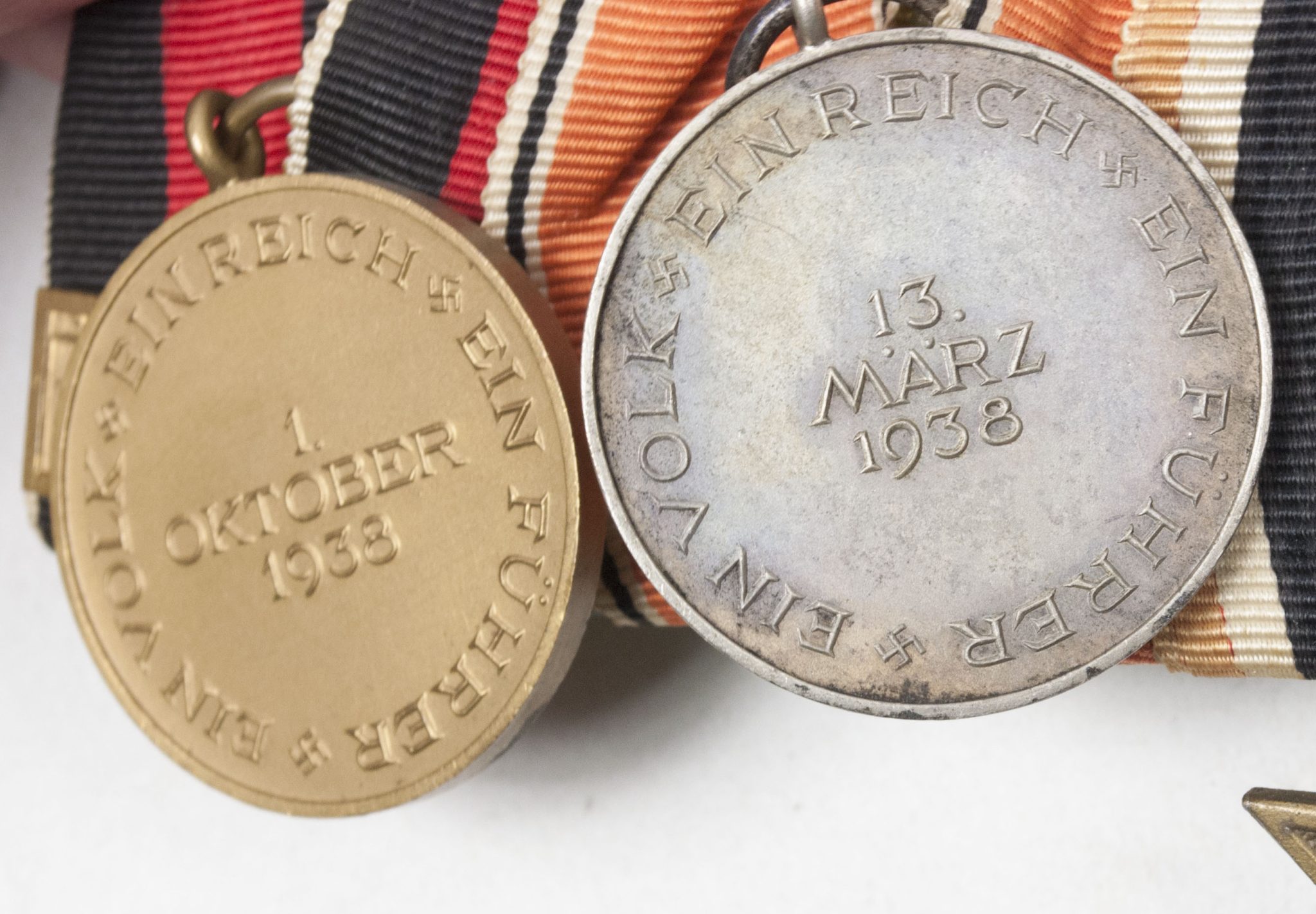 German WWII medalbar with EK2 + KVK2 + Anschlussmedaille + Sudetenmedal + Prageburger clasp - Image 17