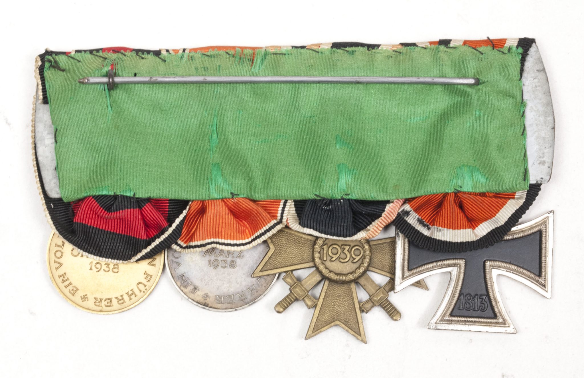 German WWII medalbar with EK2 + KVK2 + Anschlussmedaille + Sudetenmedal + Prageburger clasp (14)