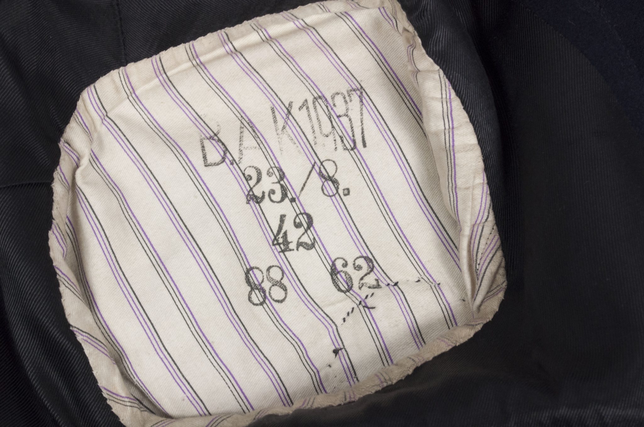 Kriegsmarine (KM) Dress tunic (Marked B.A.K. 1937) - Image 39