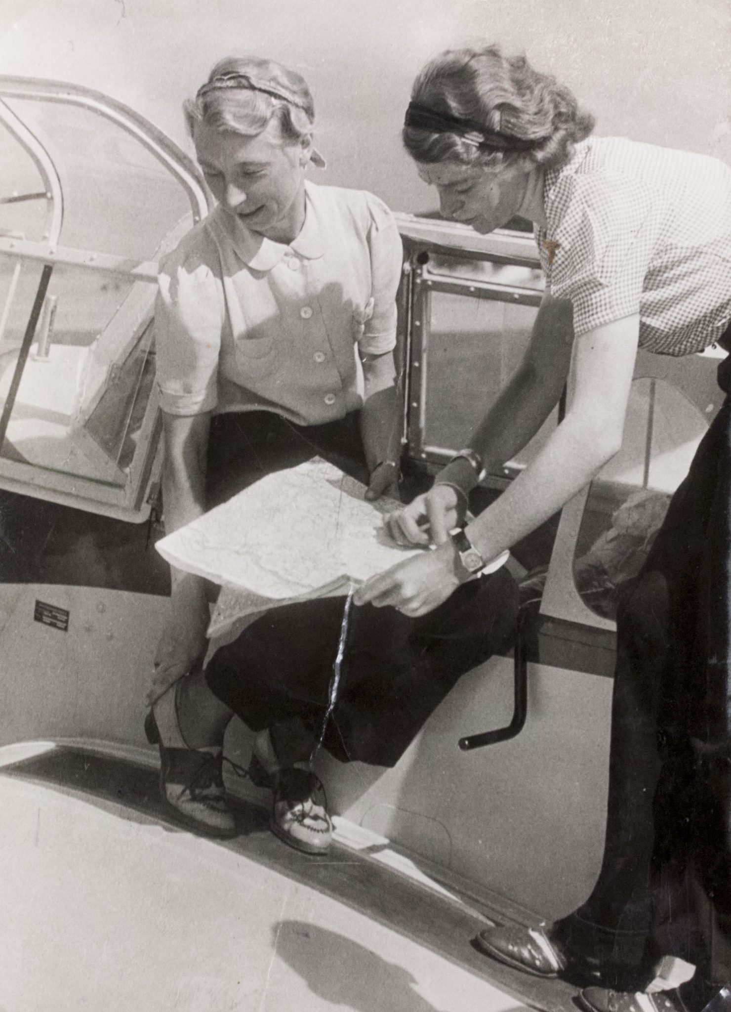 (NSFK) Large legacy grouping of Motorsportpilotin Louise Harden - extremely rare - Image 25