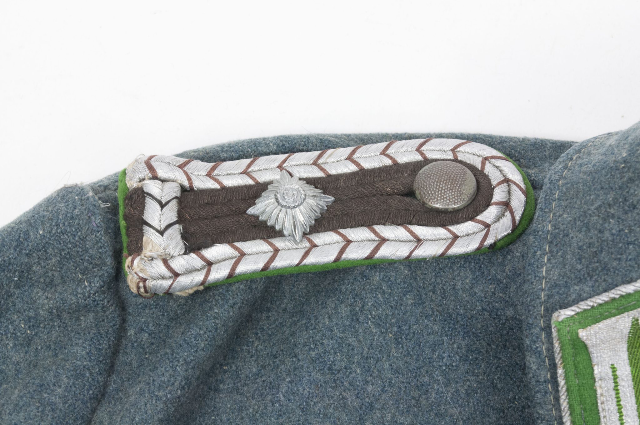 Schutzpolizei M43 Feldbluse for a Zug-Oberwachtmeister - Image 11