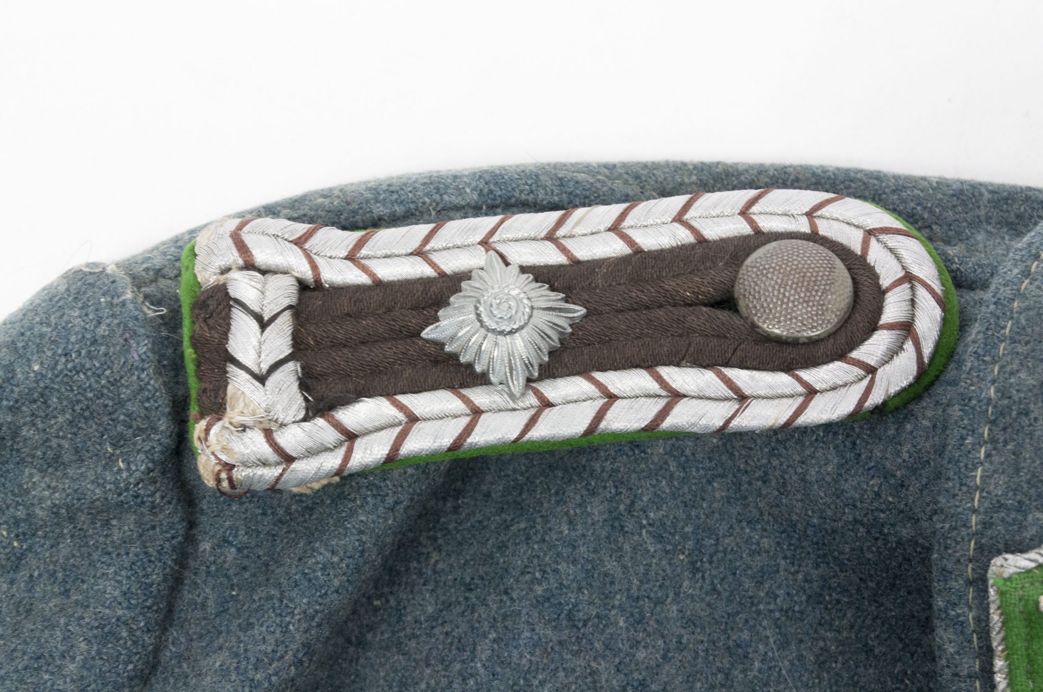 Schutzpolizei M43 Feldbluse for a Zug-Oberwachtmeister - Image 12