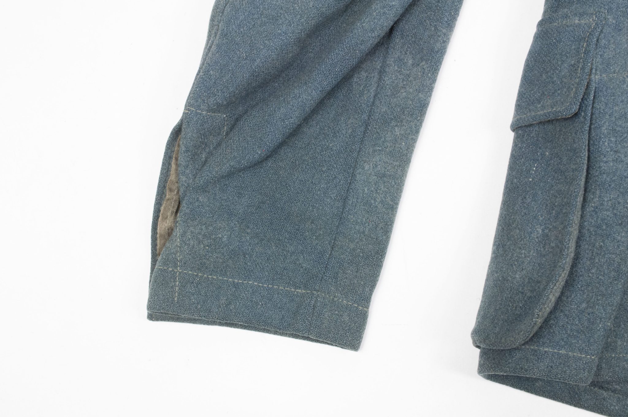 Schutzpolizei M43 Feldbluse for a Zug-Oberwachtmeister - Image 29