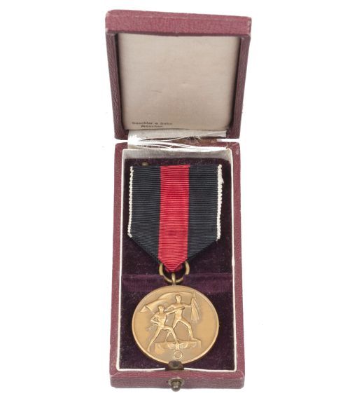 Sudetenland Annexation medal + Etui (Maker Deschler & Sohn München)