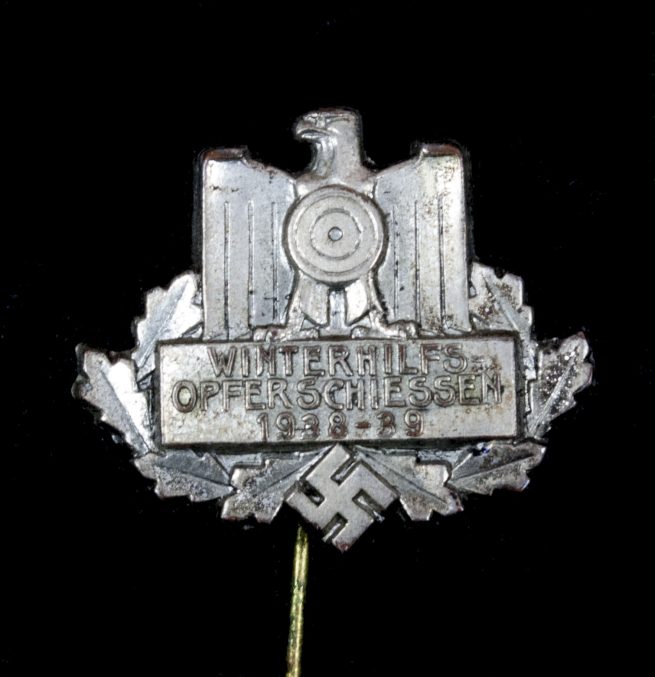Azeeda 'Herzchakra' Pin-Abzeichen – Durchmesser 38 Mm, Mit Sicherheitsnadel, In 58 & 77 Mm Erhältlich Azeeda 'Herzchakra' Pin-Abzeichen – Durchmesser 38 Mm, Mit Sicherheitsnadel, In 58 & 77 Mm Erhältlich