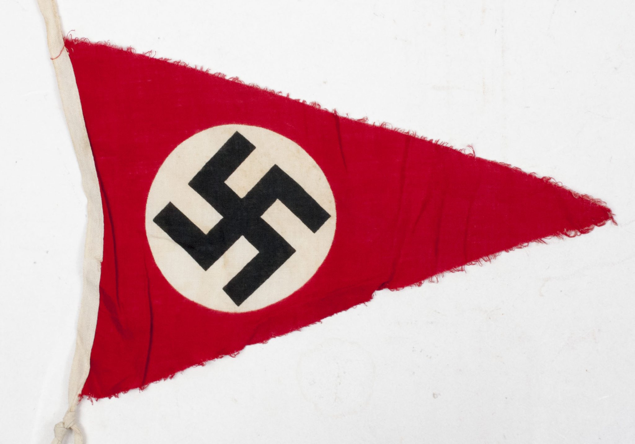 NSDAP small cloth pennant (2)