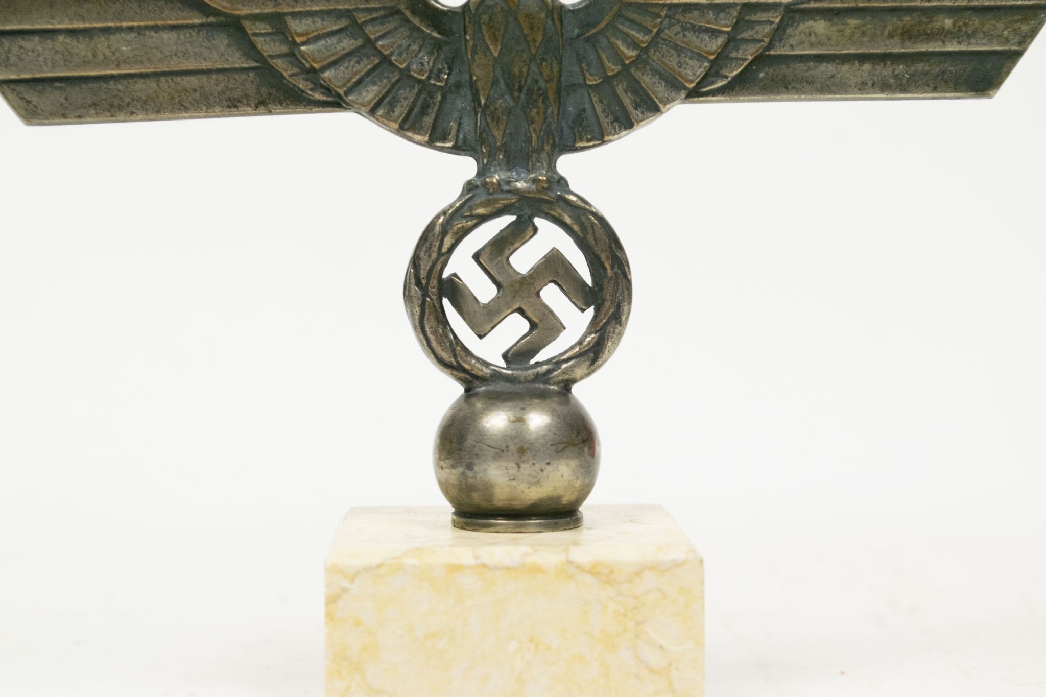 Wehrmacht (Heer) desk eagle - Image 34