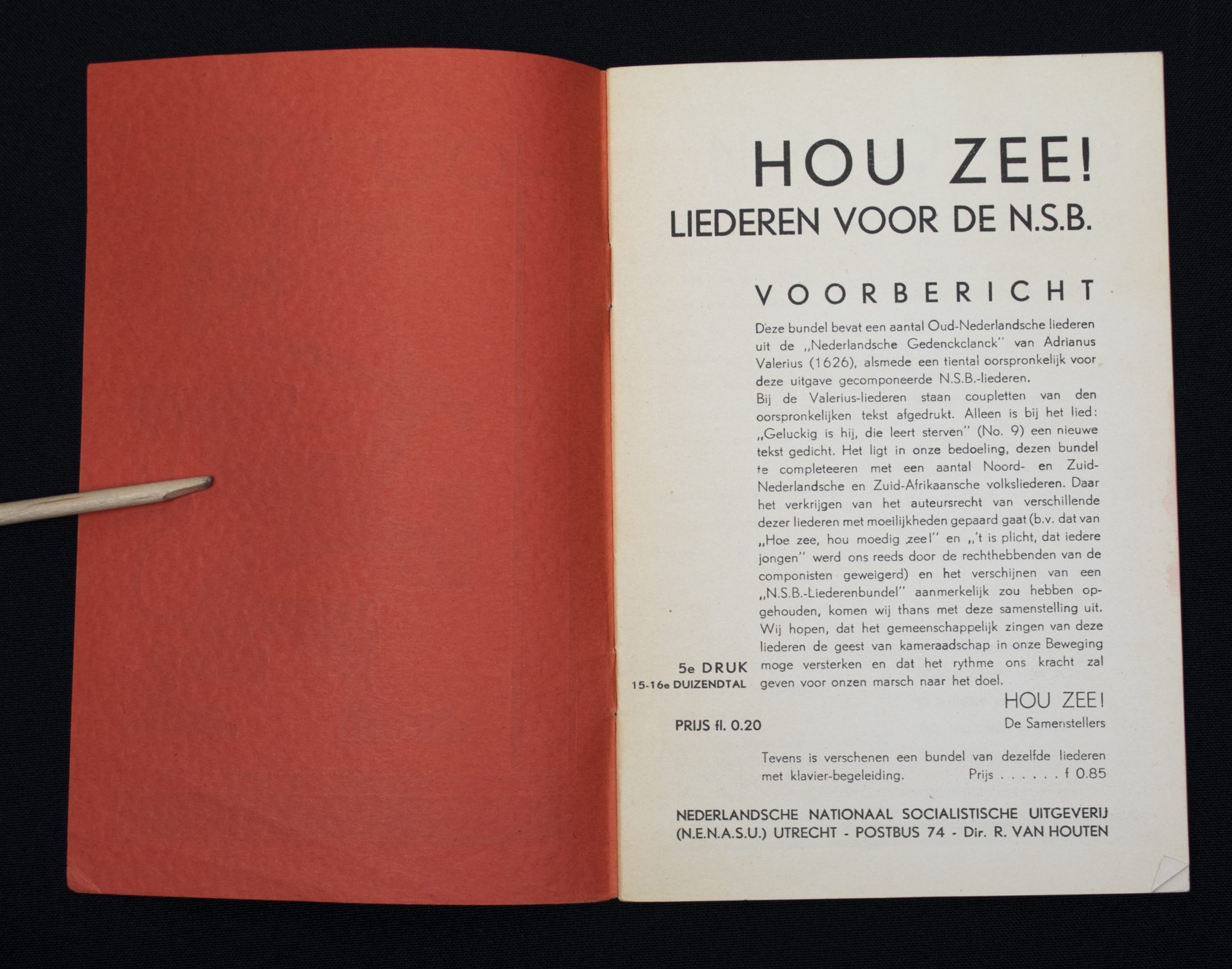 (Brochure) Hou Zee! Liederen voor de N.S.B. (1939) (Brochure) Hou Zee! Liederen voor de N.S.B. (1938)