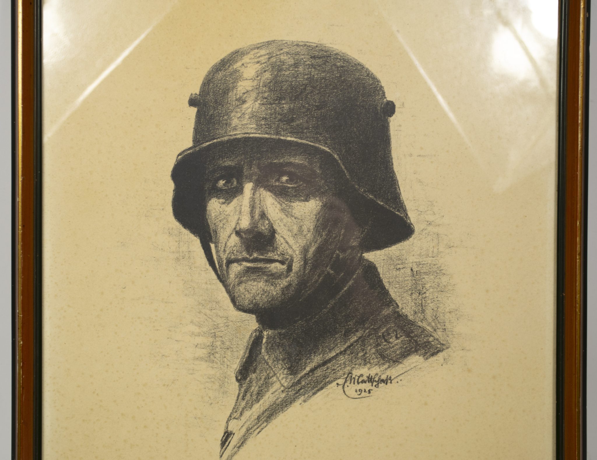 Large size framed German soldier portrait (1925)