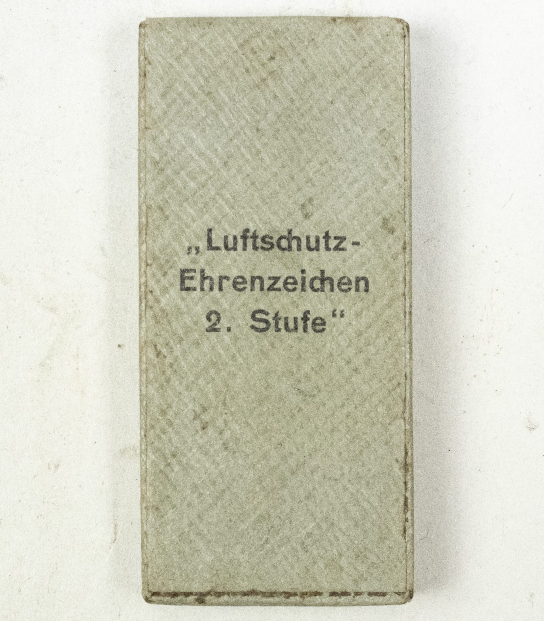 Luftschutzmedaille + etui – rare (9) Luftschutzmedaille-etui-rare