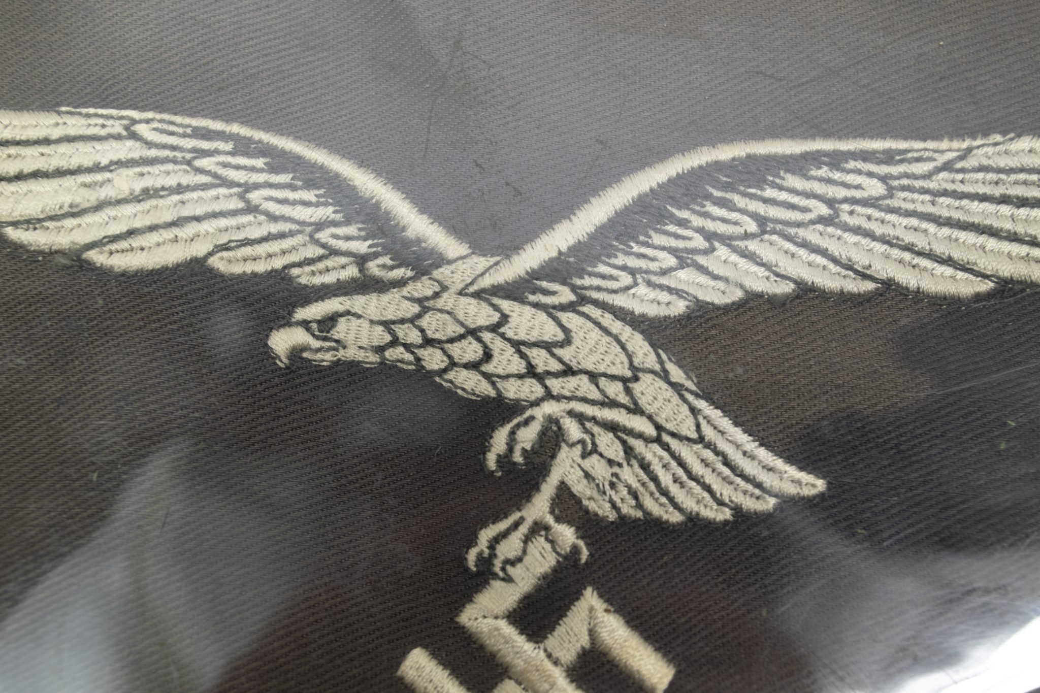 Luftwaffe (LW) officers verhicle pennant in celluloid cover - Image 10