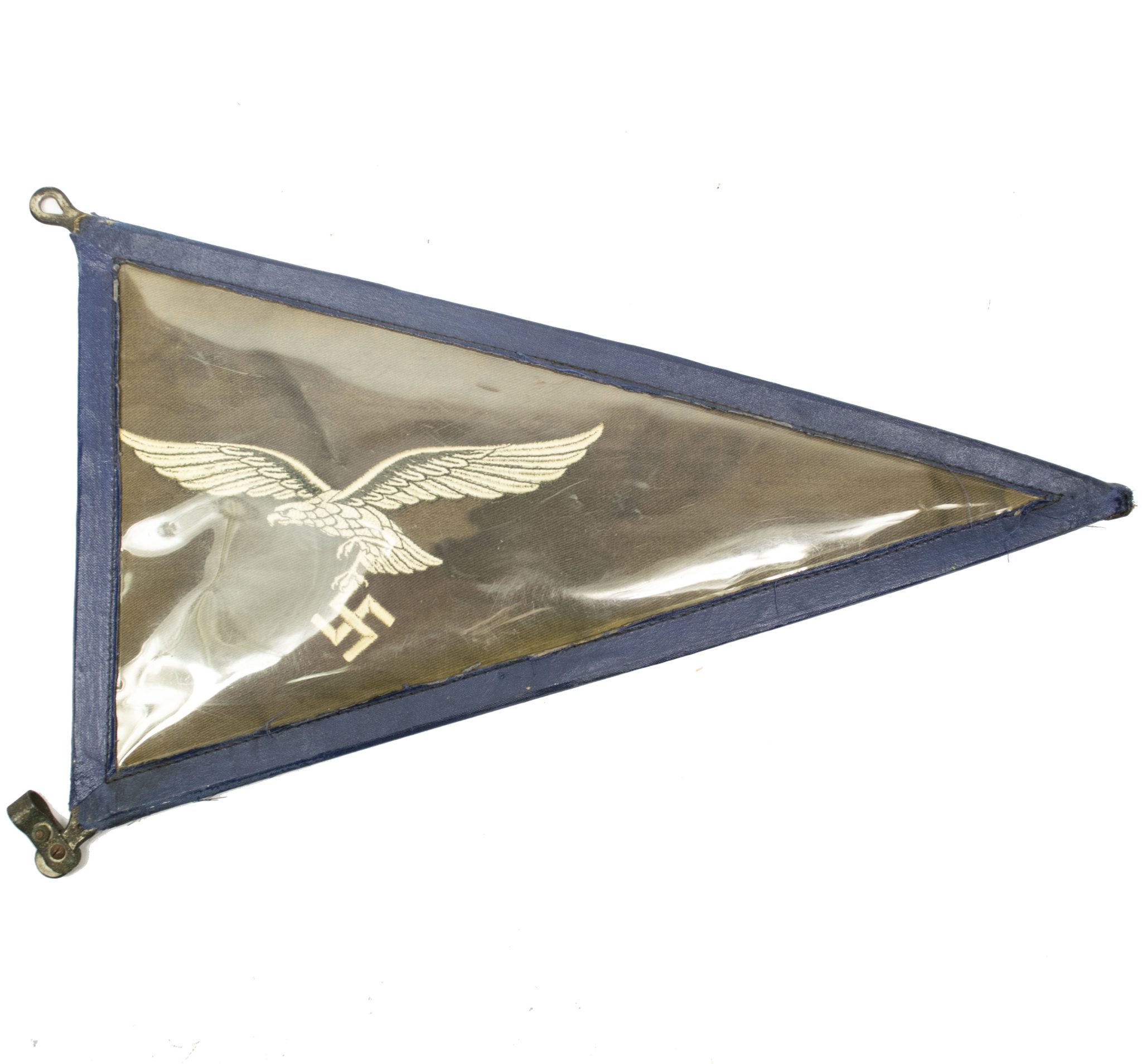 Luftwaffe (LW) officers car pennant in celluloid cover (2)