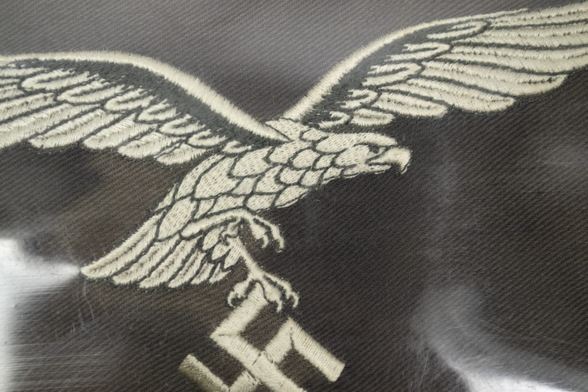 Luftwaffe (LW) officers verhicle pennant in celluloid cover - Image 20