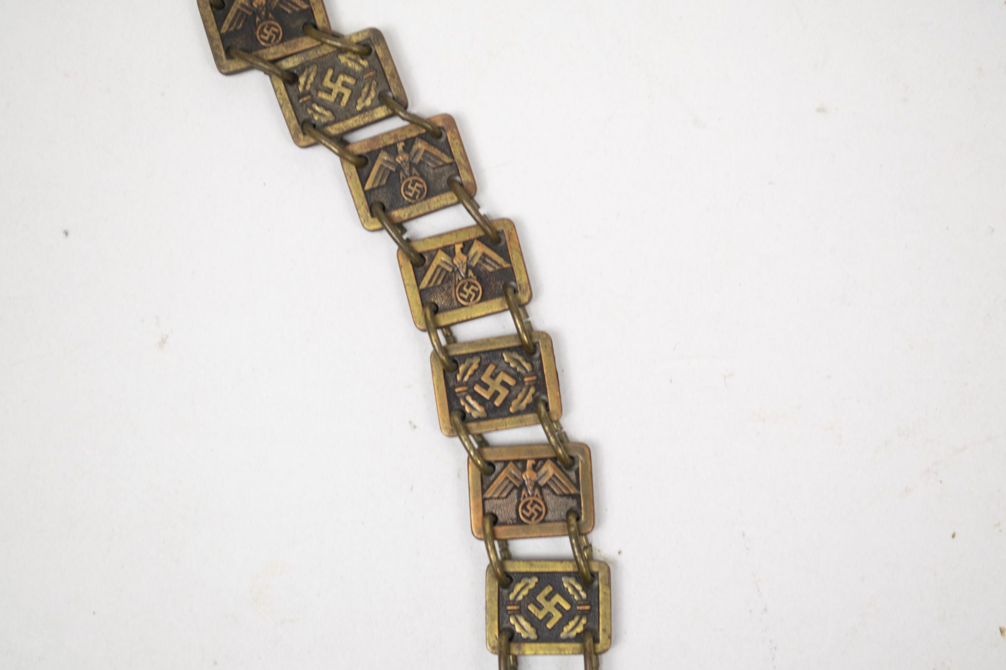 NSDAP flag bearers gorget by RZM M1/102 Frank & Reif) - Image 14