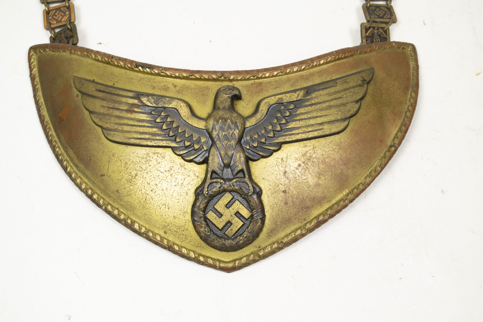 NSDAP flag bearers gorget by RZM M1/102 Frank & Reif) - Image 4