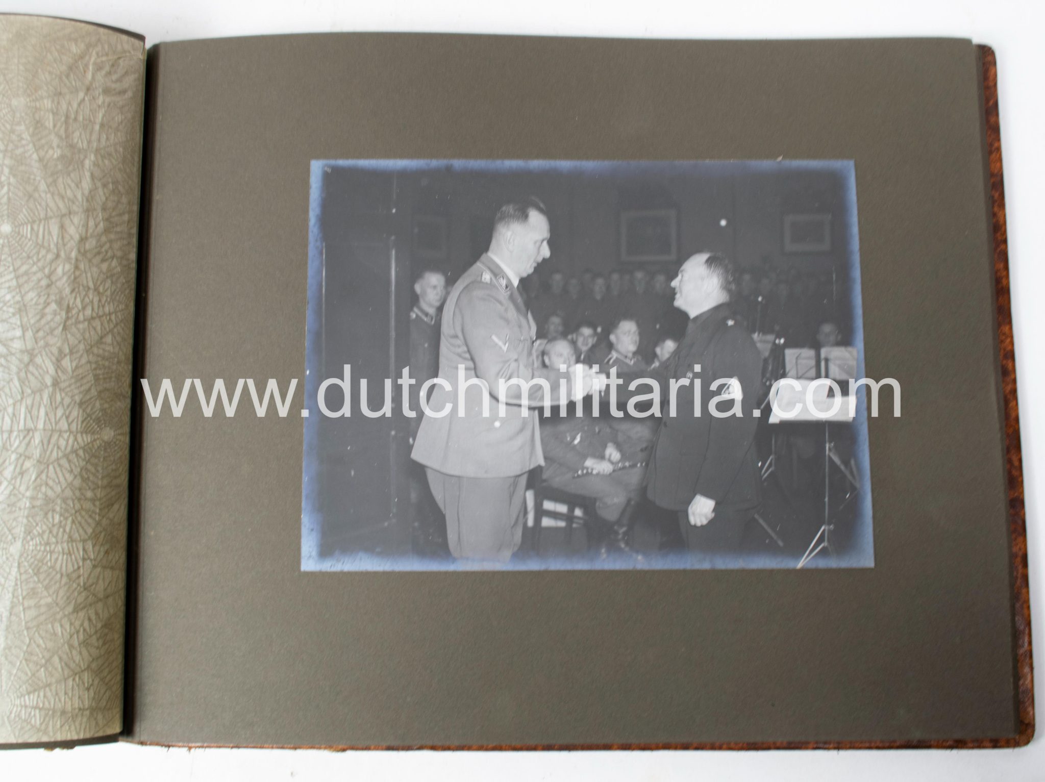 (NSB/Dutch SS) Personal photoalbum of Reichskommissar für die besetzten niederländischen Gebiete Arthur Seyss-Inquart - Extremely rare - Image 35