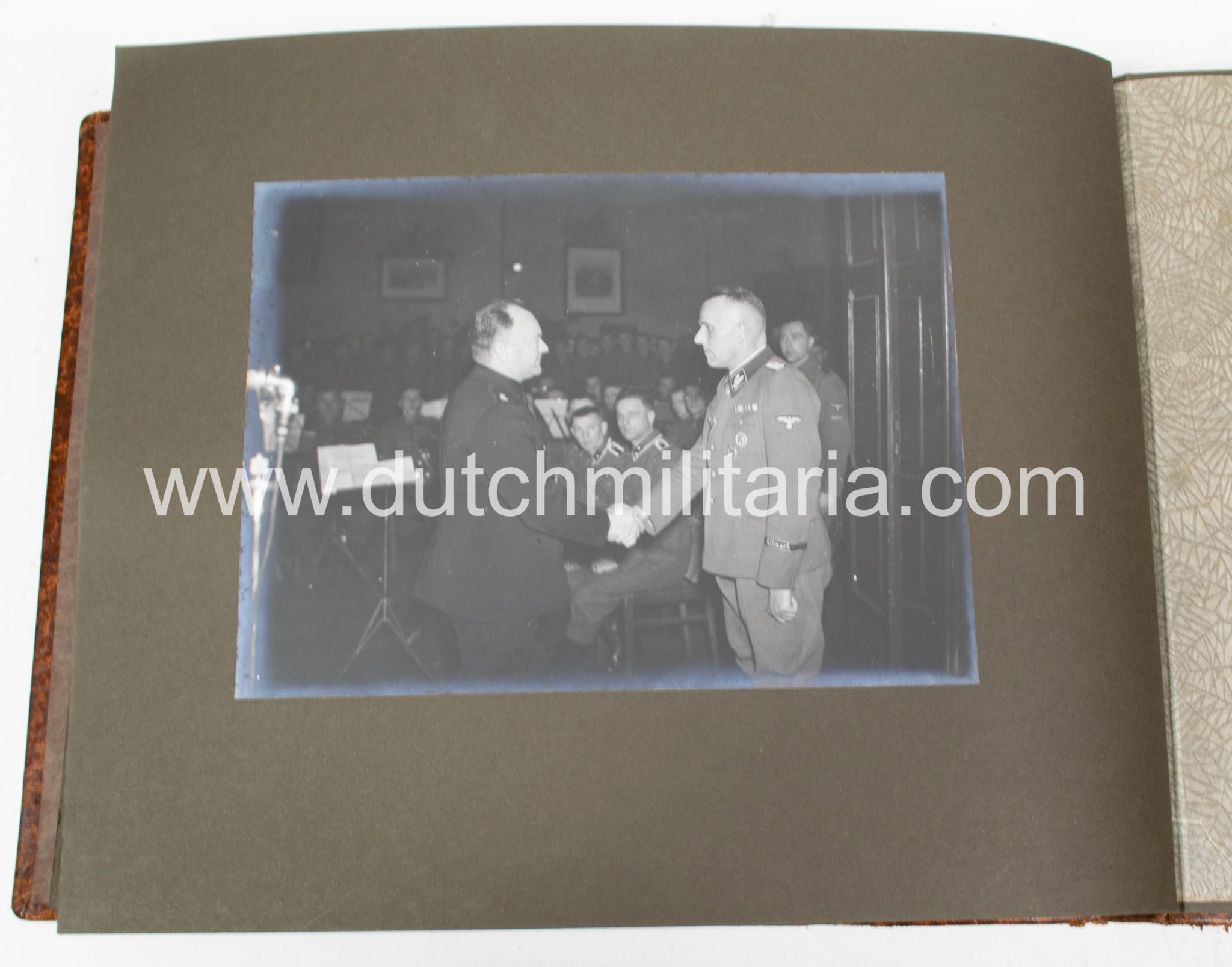 (NSB/Dutch SS) Personal photoalbum of Reichskommissar für die besetzten niederländischen Gebiete Arthur Seyss-Inquart - Extremely rare - Image 36
