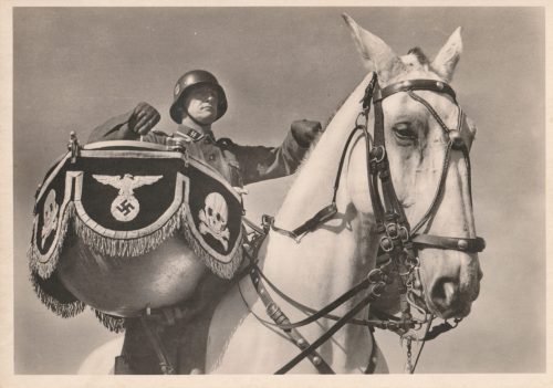 (Postcard) unsere Waffen-SS Der Paukenschläger des Trompeterkorps iner SS-Kavelleriedivision