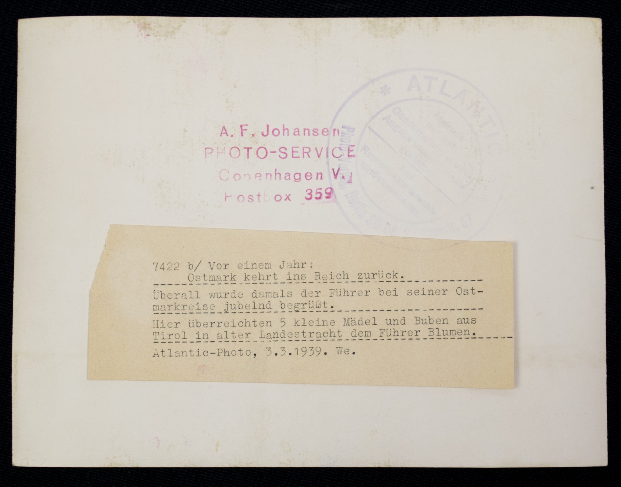 (Pressphoto) Adolf Hitler – Ostmark kehrt ins Reich zurück (1941) (Pressphoto) Adolf Hitler - Ostmark kehrt ins Reich zurück (1939)