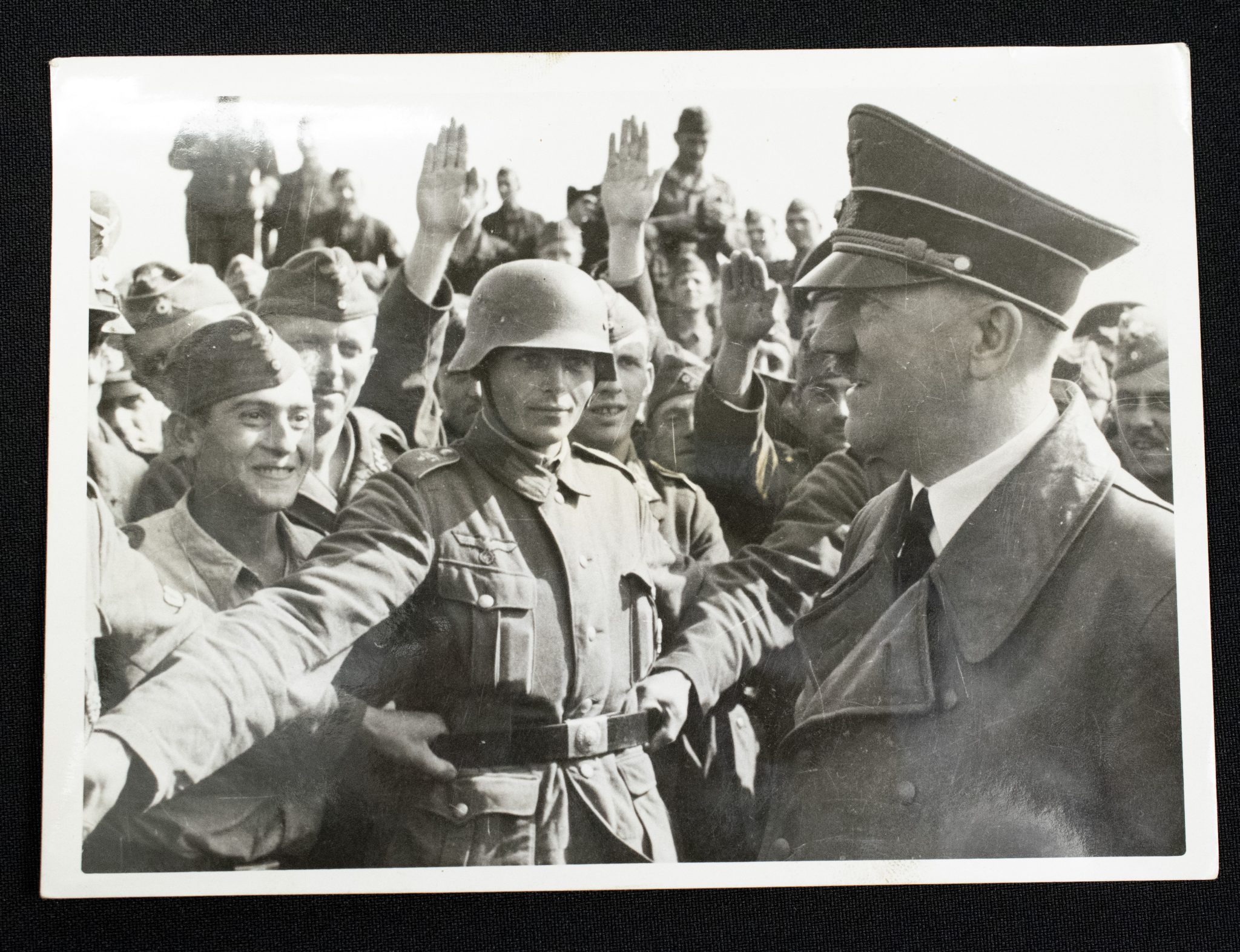(Pressphoto) Zum Geburtstag des Führers (1943) (Pressphoto) Zum Geburtstag des Führers (1943)