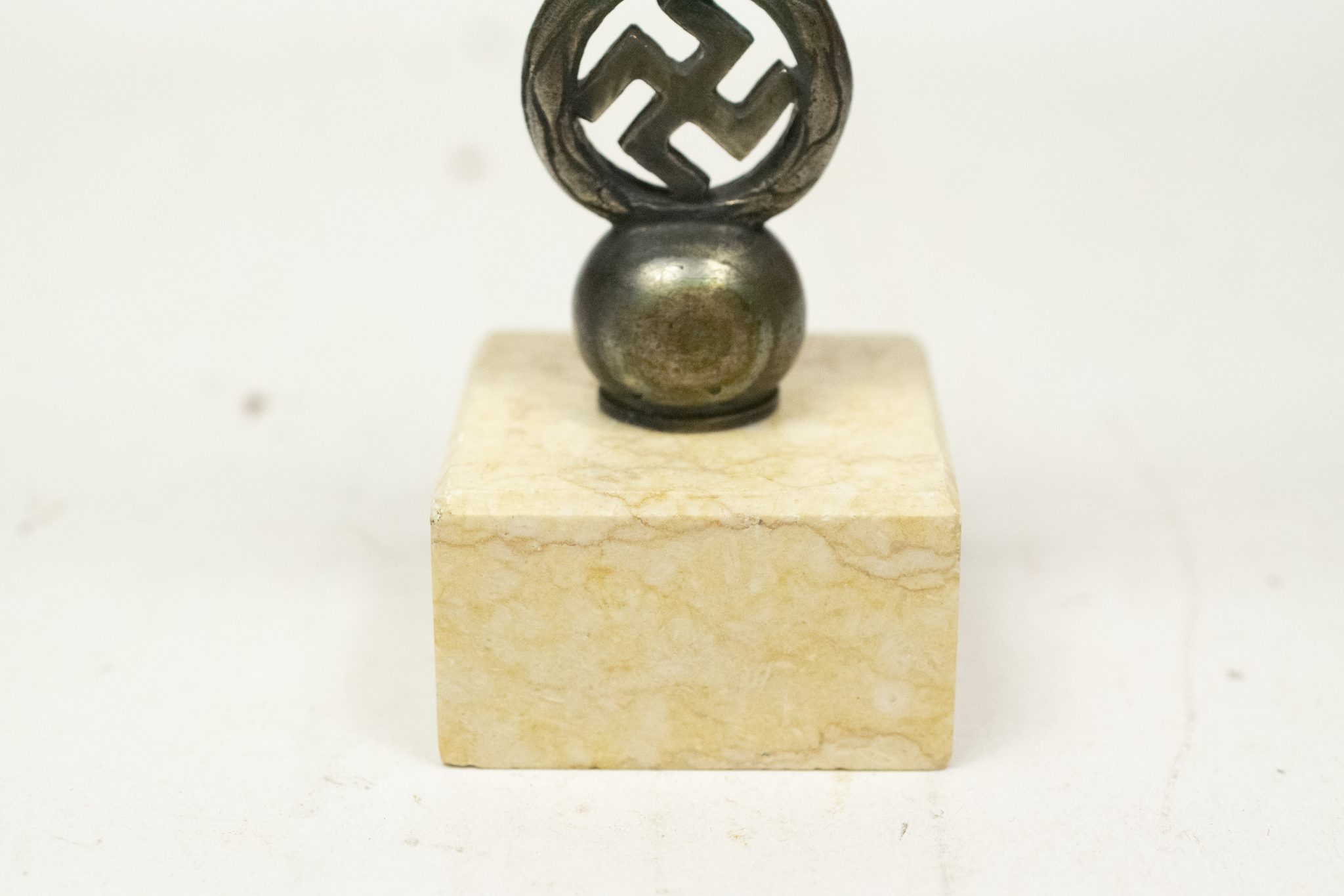 Wehrmacht (Heer) desk eagle - Image 23