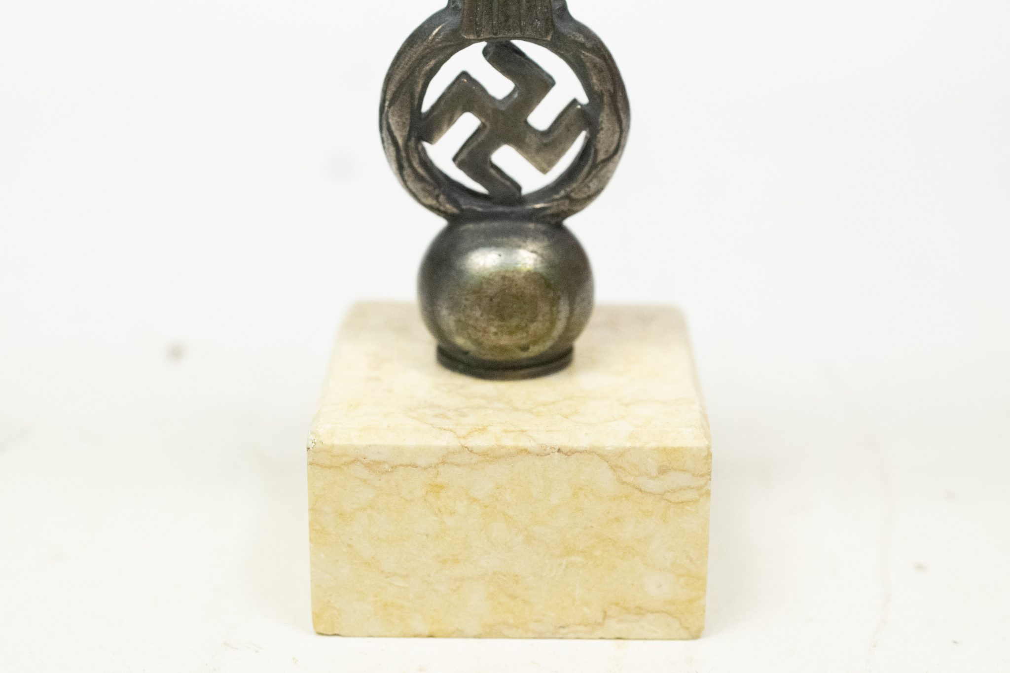 Wehrmacht (Heer) desk eagle - Image 24