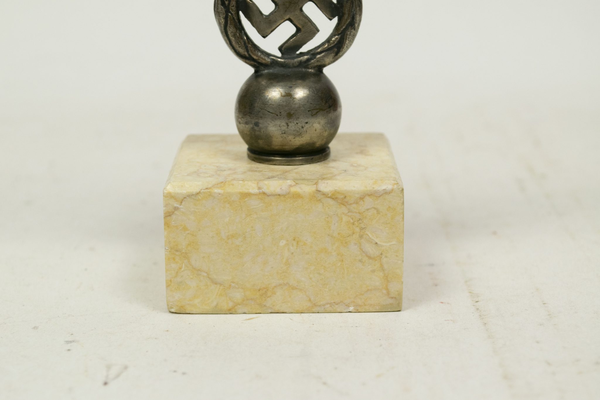 Wehrmacht (Heer) desk eagle - Image 37