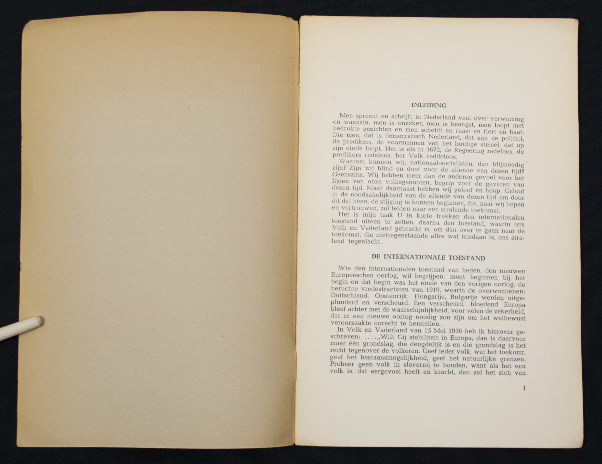 (Brochure) NSB – Mussert spreekt tot zijn zwarthemden (1940) (Brochure) NSB - Mussert spreekt tot zijn zwarthemden (1939)