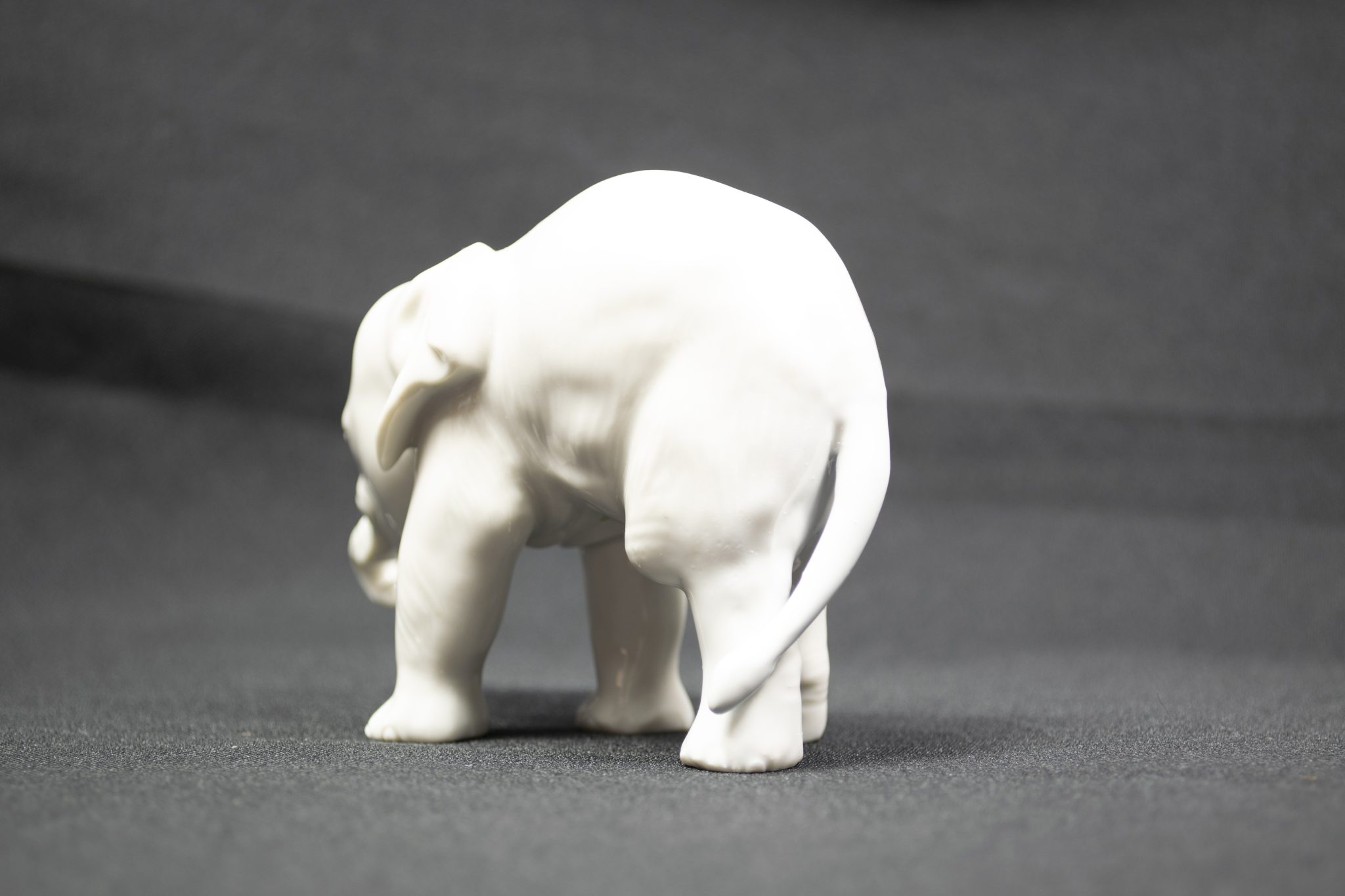 Allach porcelain small standing Elephant (Theodor Kärner Nr. 3)