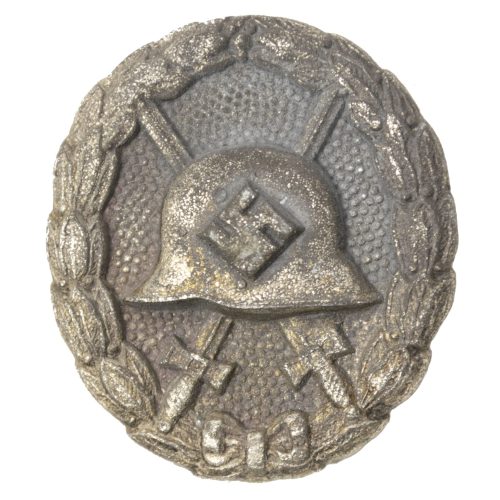 First pattern woundbadge in silver