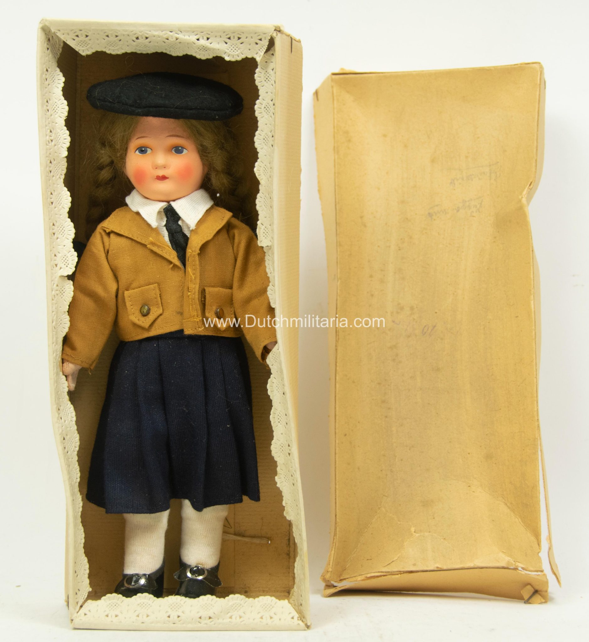 Bund Deutscher Mädel (BDM) + Hitlerjugend/Jungvolk (HJ/DJ) dolls (Gekleidete Stoffpuppe) in original boxes - ULTRA RARE!!!! - Image 61