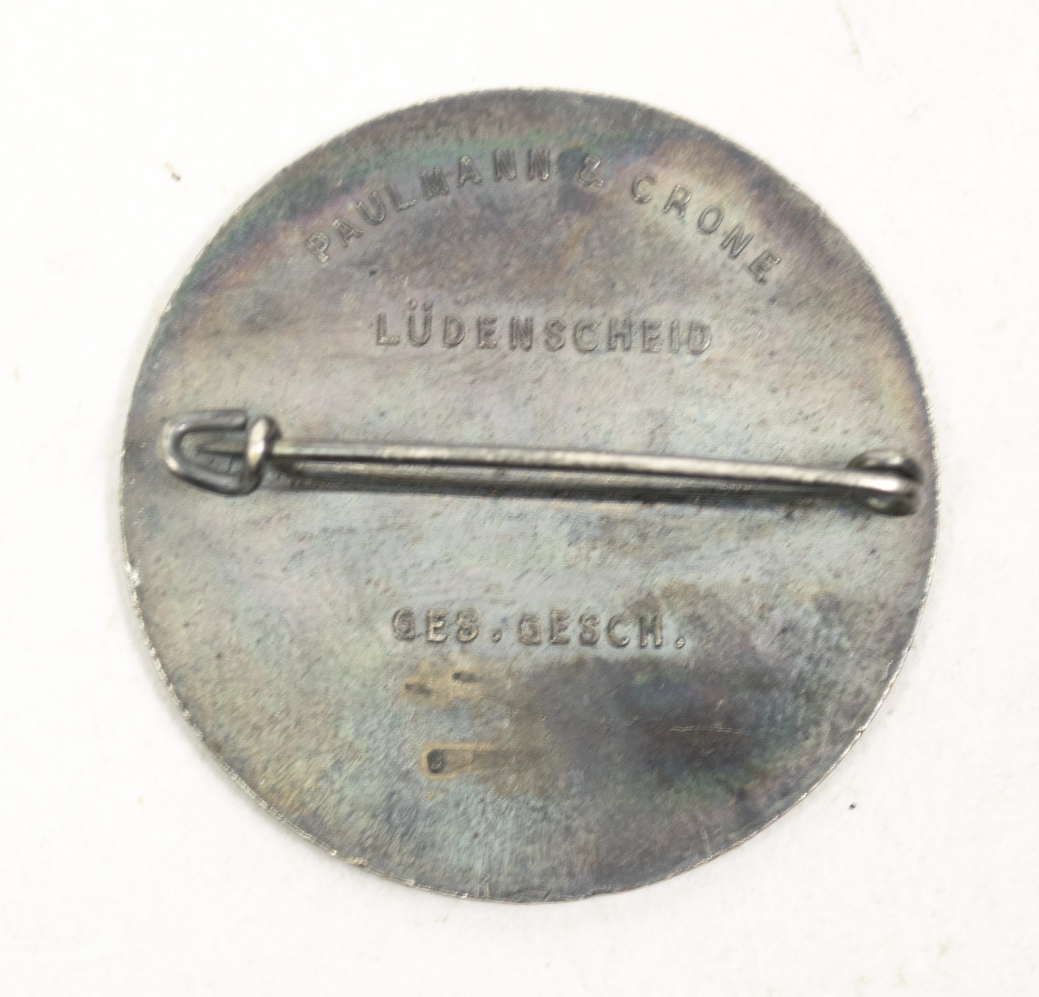 Hitlers Dank Winterhilfde 1933-1934 Gau Westfalen Nord abzeichen (2) Hitlers Dank Winterhilfde 1933-1934 Gau Westfalen Nord abzeichen