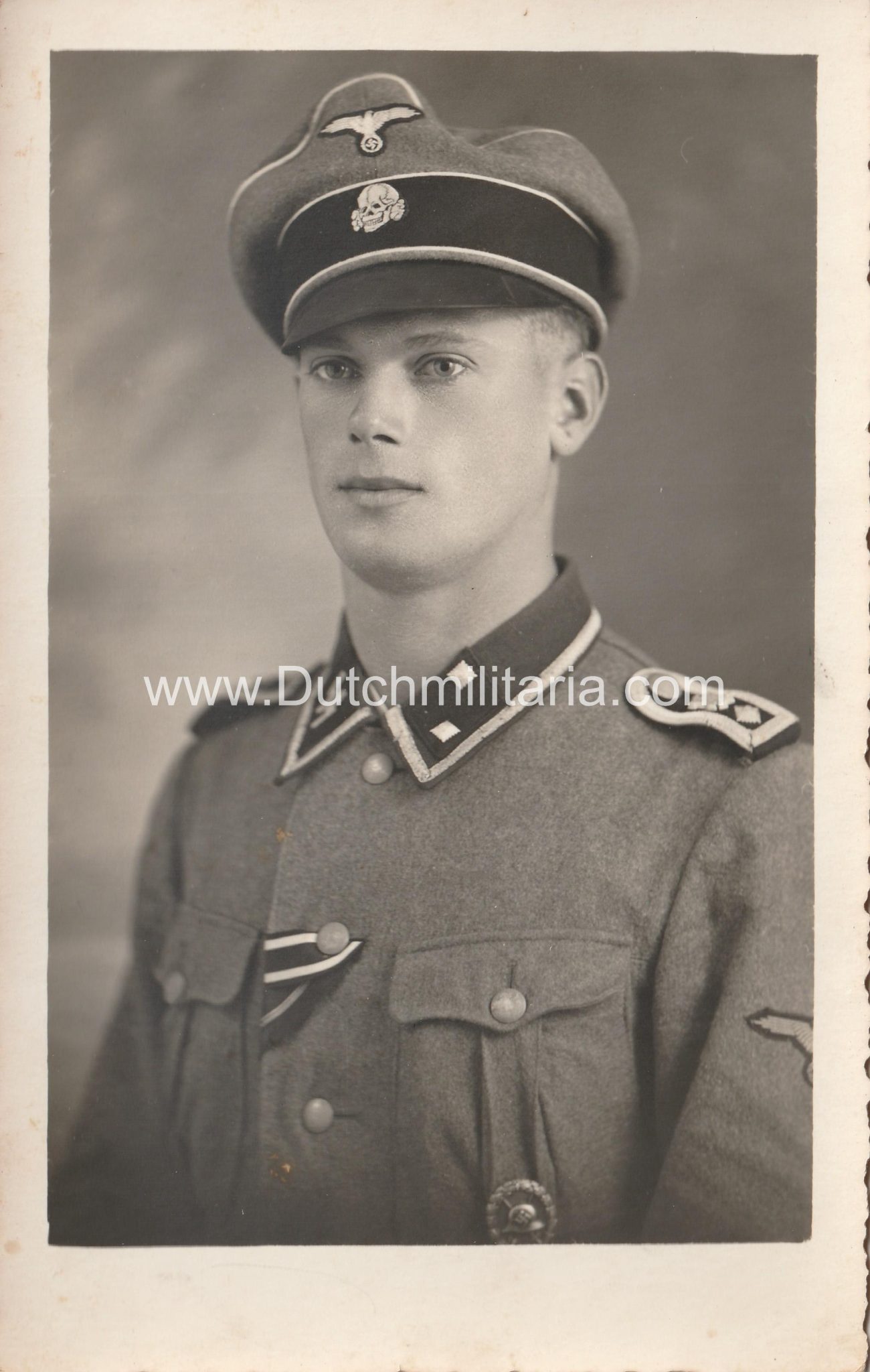 (LSSAH) SS Leibstandarte SS Adolf Hitler grouping with personal signed Heinrich Himmler business card - Extremely rare!!!