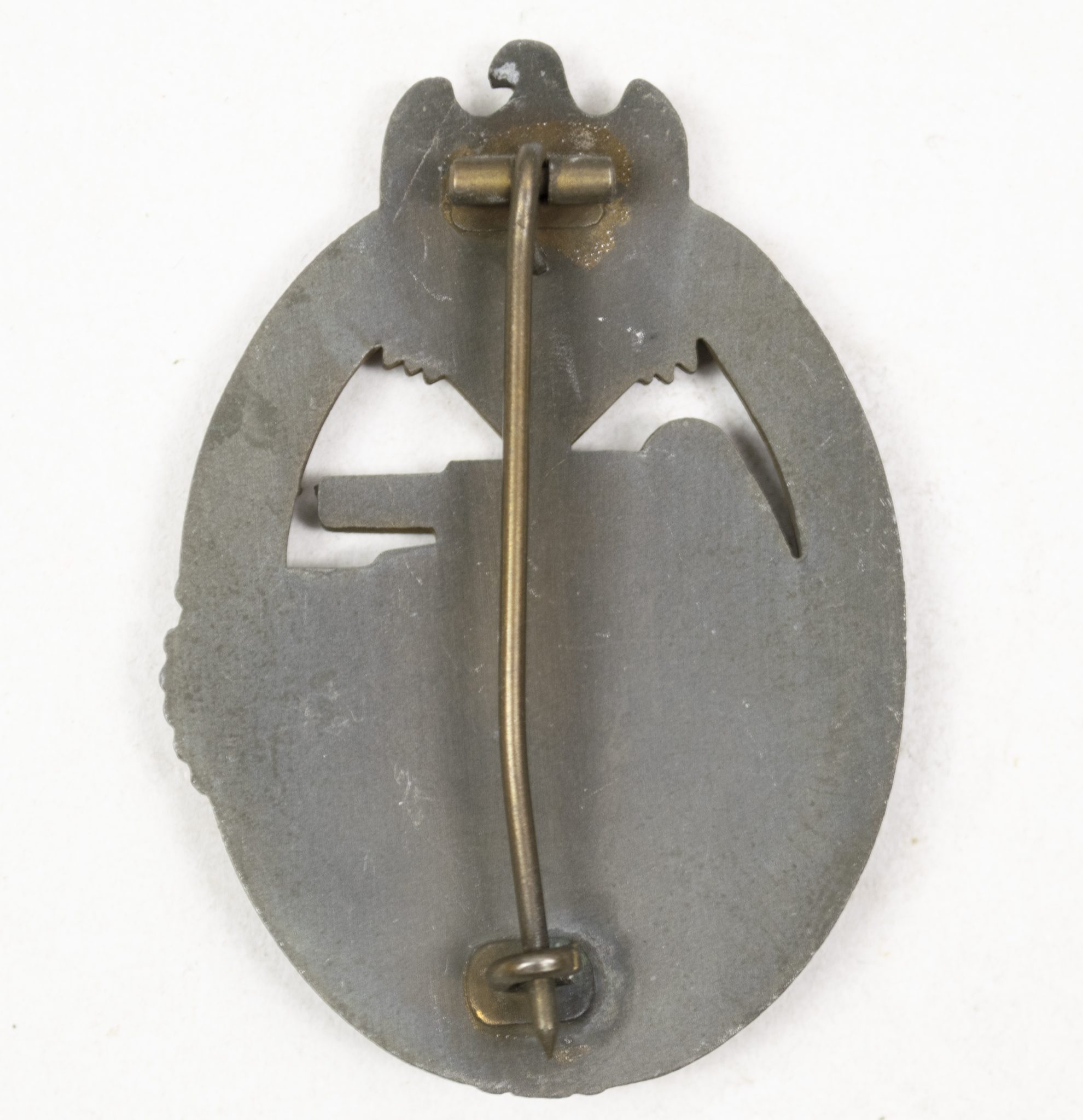 Panzerkampfabzeichen (PKA) in bronze Panzer Assault badge (PAB) in bronze (2) Panzerkampfabzeichen (PKA) in bronze Panzer Assault badge (PAB) in bronze