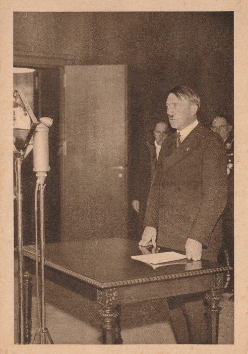 (Postcard) N.S. Volkswohlfahrt - Der Führer vor dem Mikrophon - Winerhilfswerk 193334 - rare