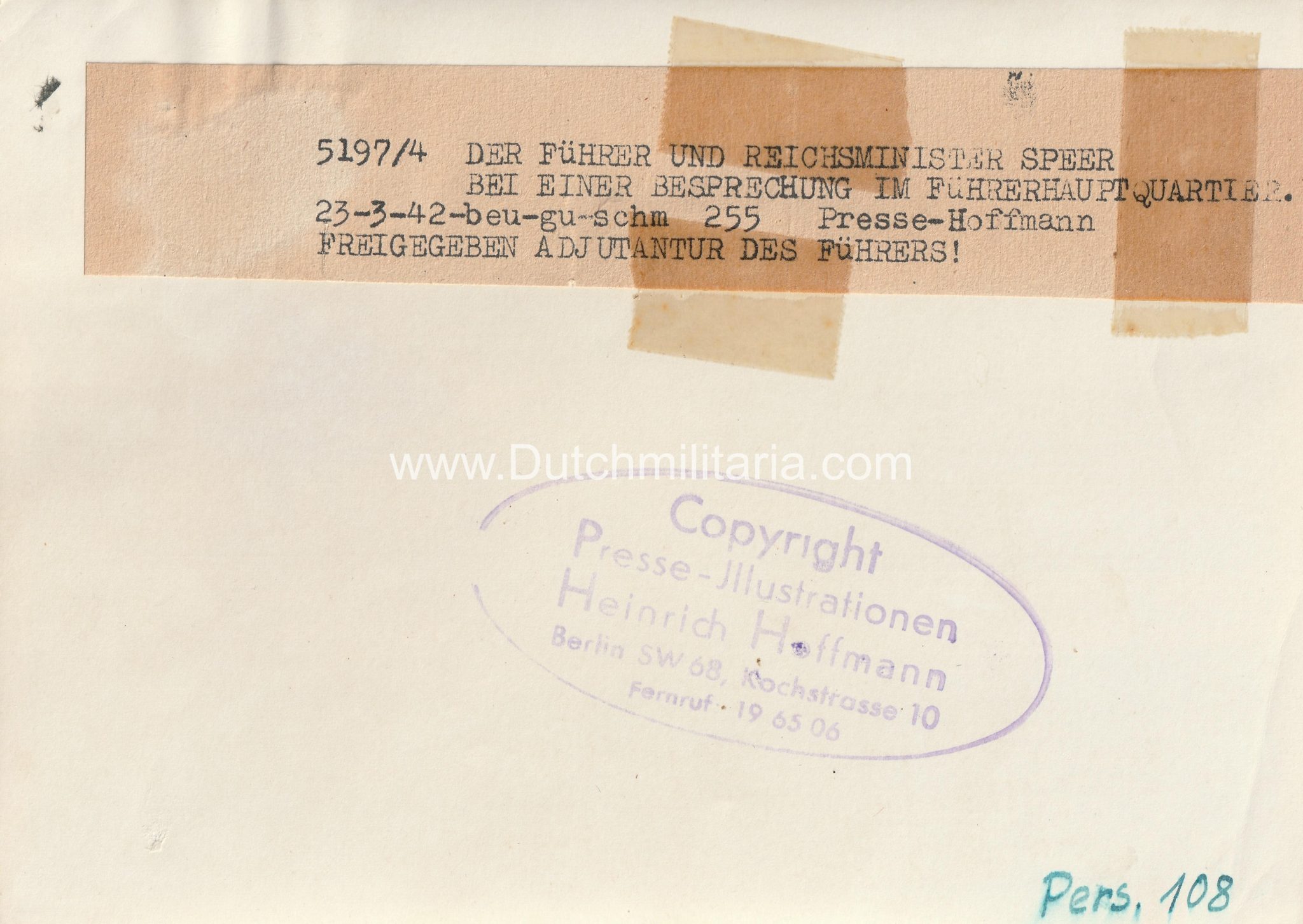 (Pressphoto) Der Führer und Reichsminister Speer bei einer Besprechung im Führerhauptquartier (1942) (Pressphoto) Der Führer und Reichsminister Speer bei einer Besprechung im Führerhauptquartier (1942)