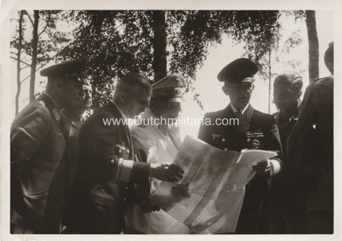 (Pressphoto) Der Reichsmarschall mit Grossadmiral Dönitz (1943)
